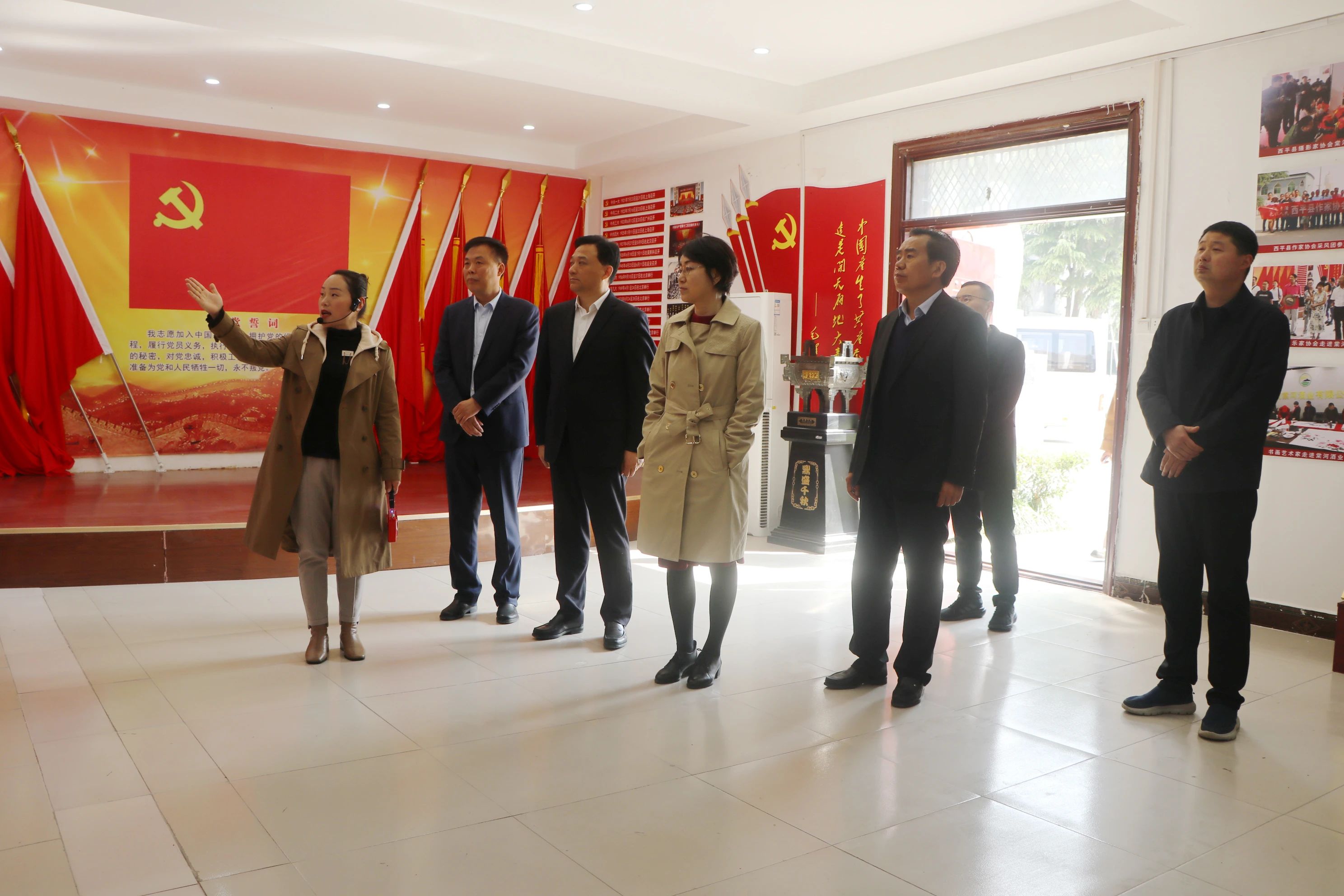 edc3937c8b57016943175c86201f3b92.jpg edc3937c8b57016943175c86201f3b92.jpg