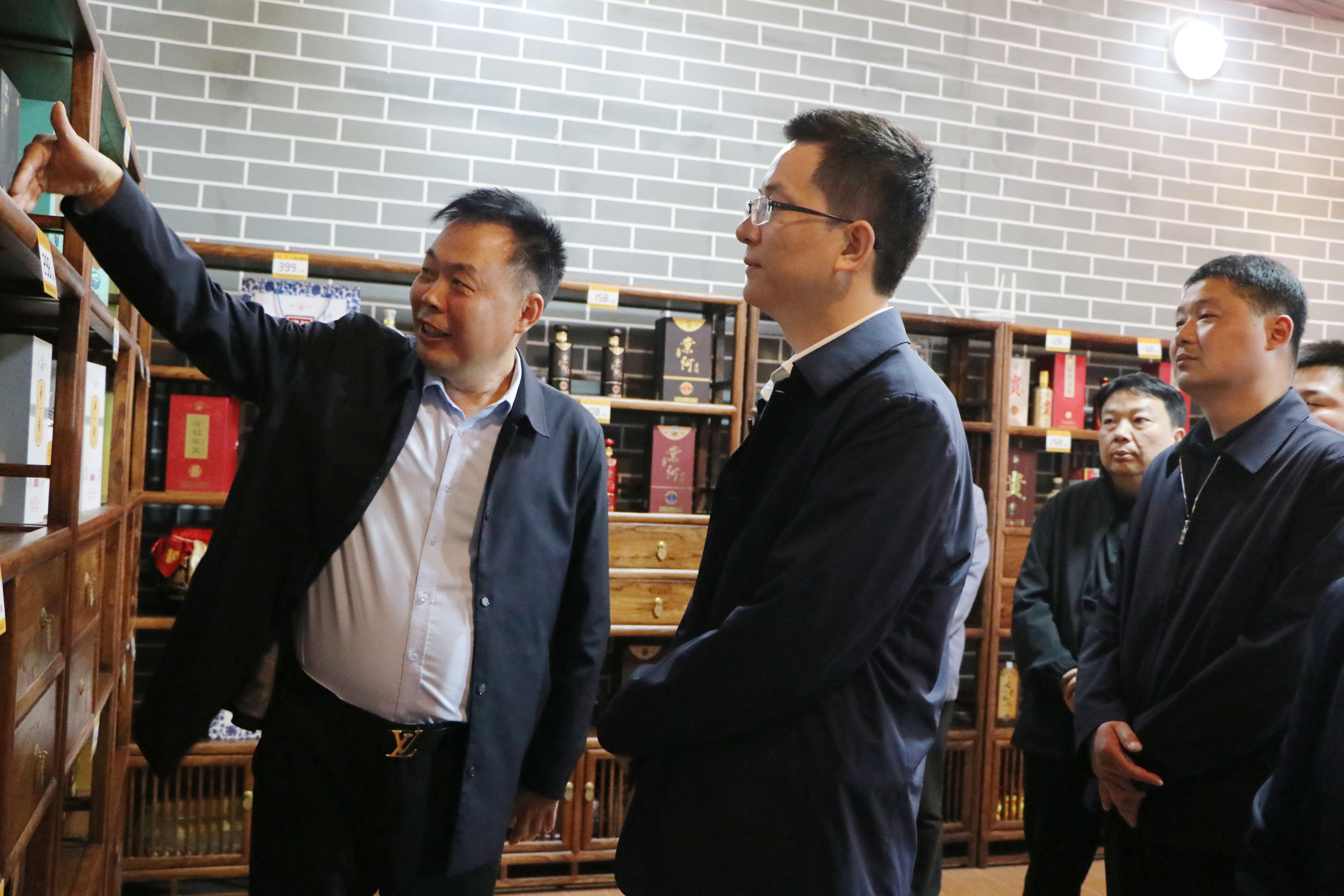 694615a8e9d2503a3c7bc48d13f778ae.jpg 694615a8e9d2503a3c7bc48d13f778ae.jpg